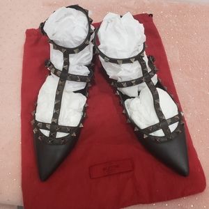 Valentino Garavani Rockstud Pointed Tow Flat